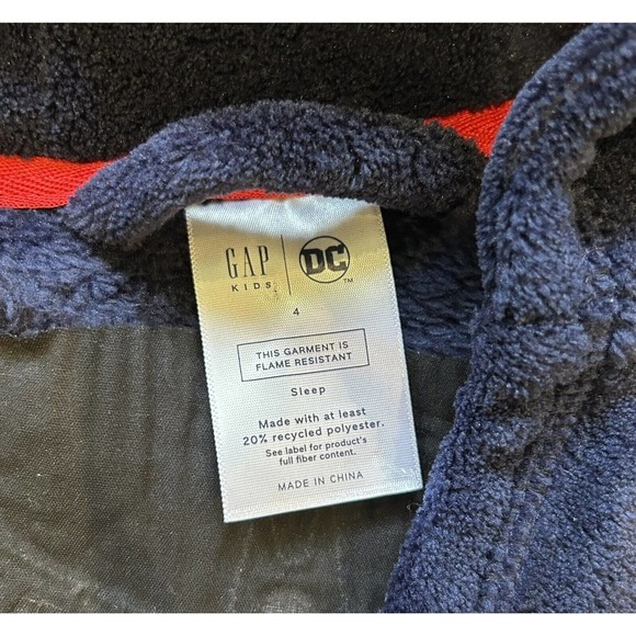 Boy's Batman Robe Gap Kids Blue w/ Bat‎ Symbol Hood Ears Size 4 DC Comics Fuzzy - Picture 4 of 10